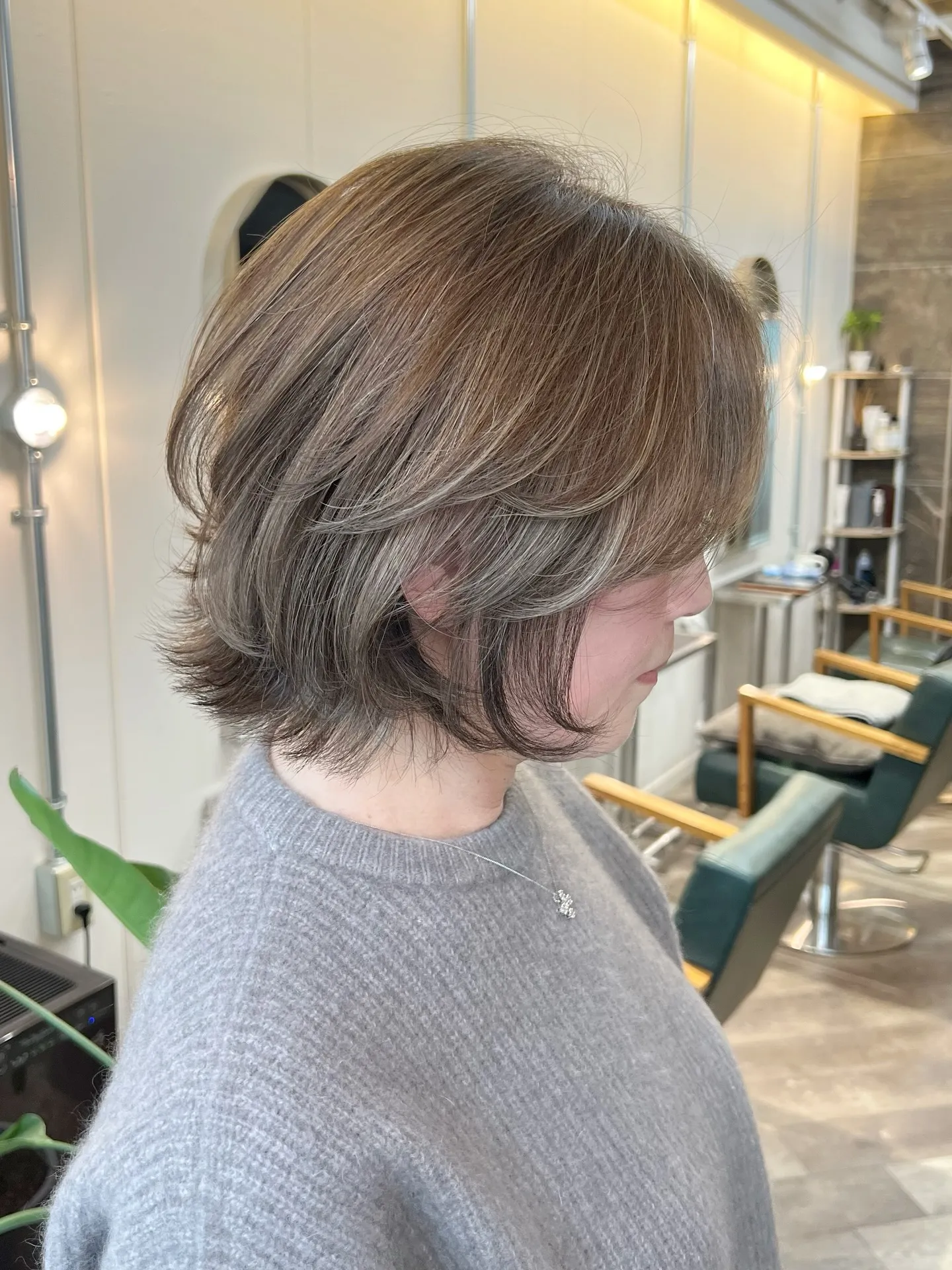 \ 白髪染めにサヨナラしたい方へ /